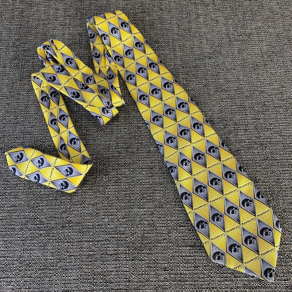 University of Iowa Hawkeyes Silk Necktie - black yellow geometric tie vintage - Picture 2 of 7